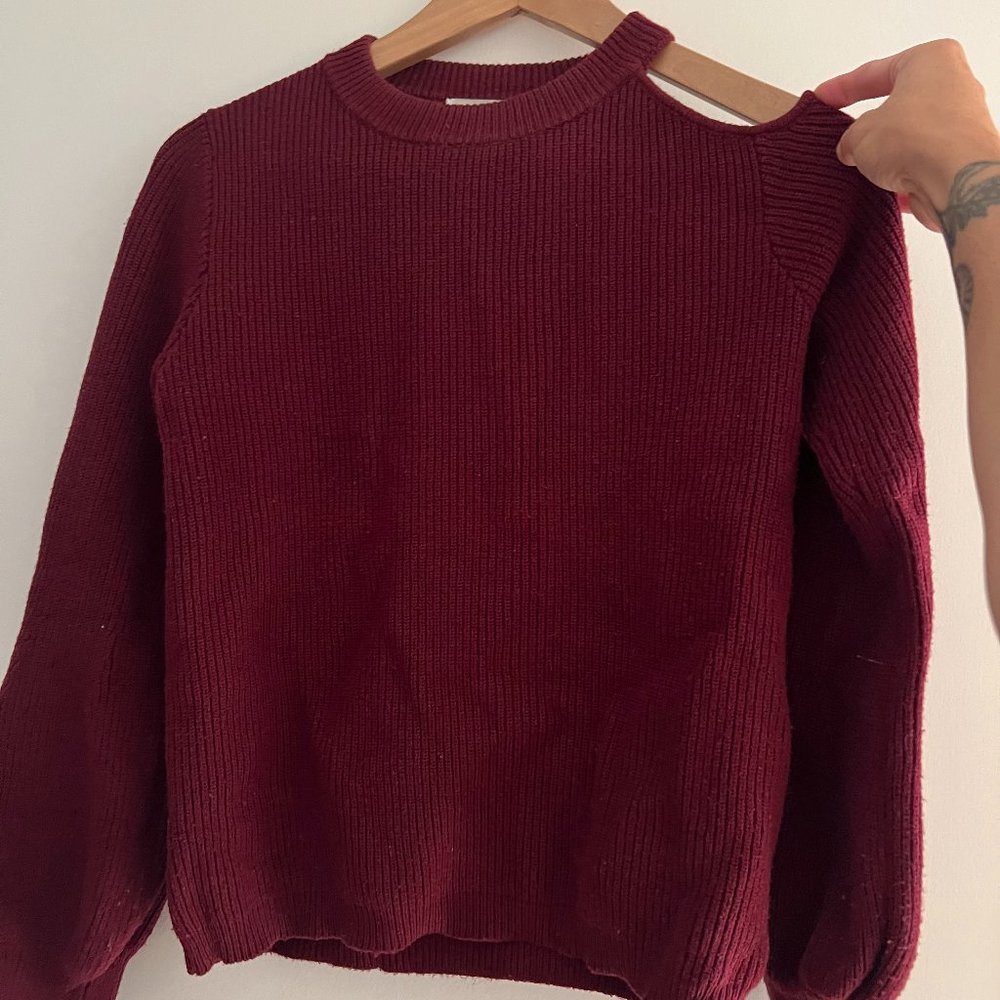 Stelen Asymmetrical Balloon Sleeve Sweater in Burgundy/Wine (Small)